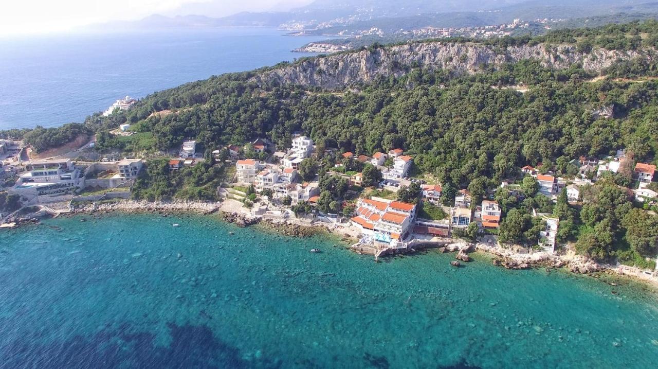 Azzure Apartment Ulcinj Zewnętrze zdjęcie