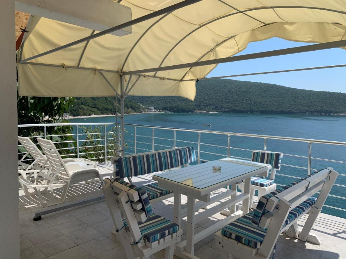 Azzure Apartment Ulcinj Zewnętrze zdjęcie
