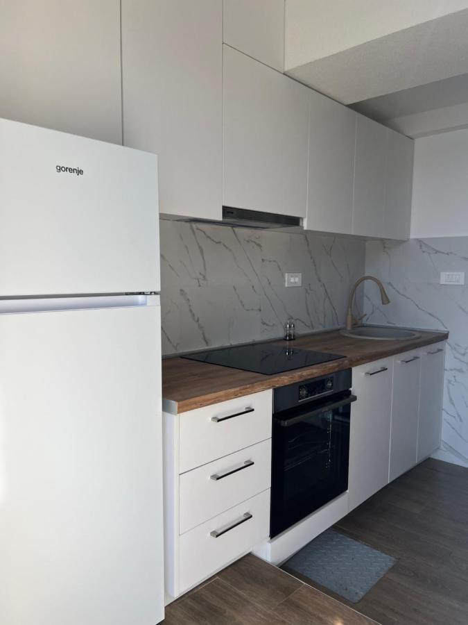 Azzure Apartment Ulcinj Zewnętrze zdjęcie