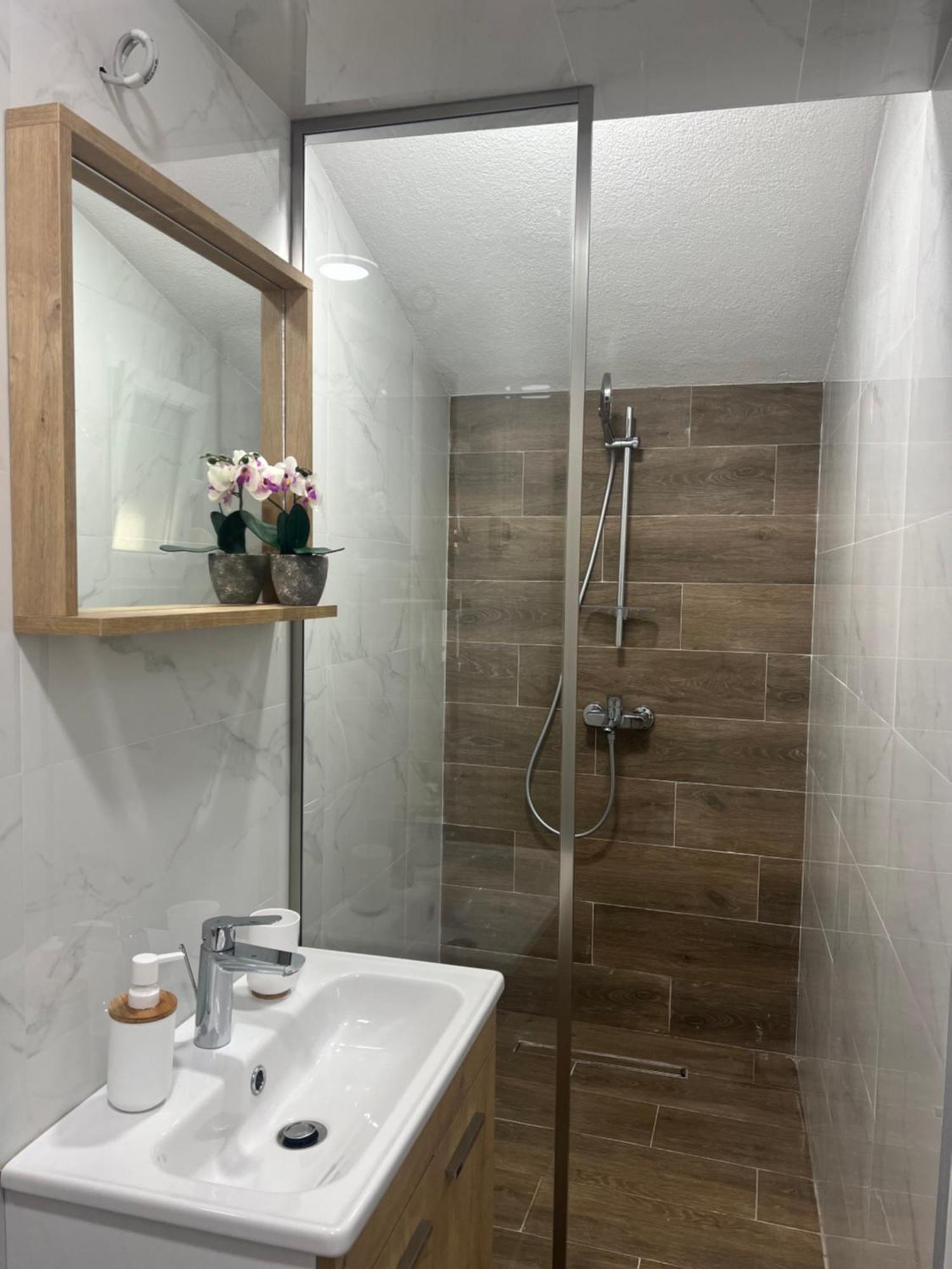 Azzure Apartment Ulcinj Zewnętrze zdjęcie